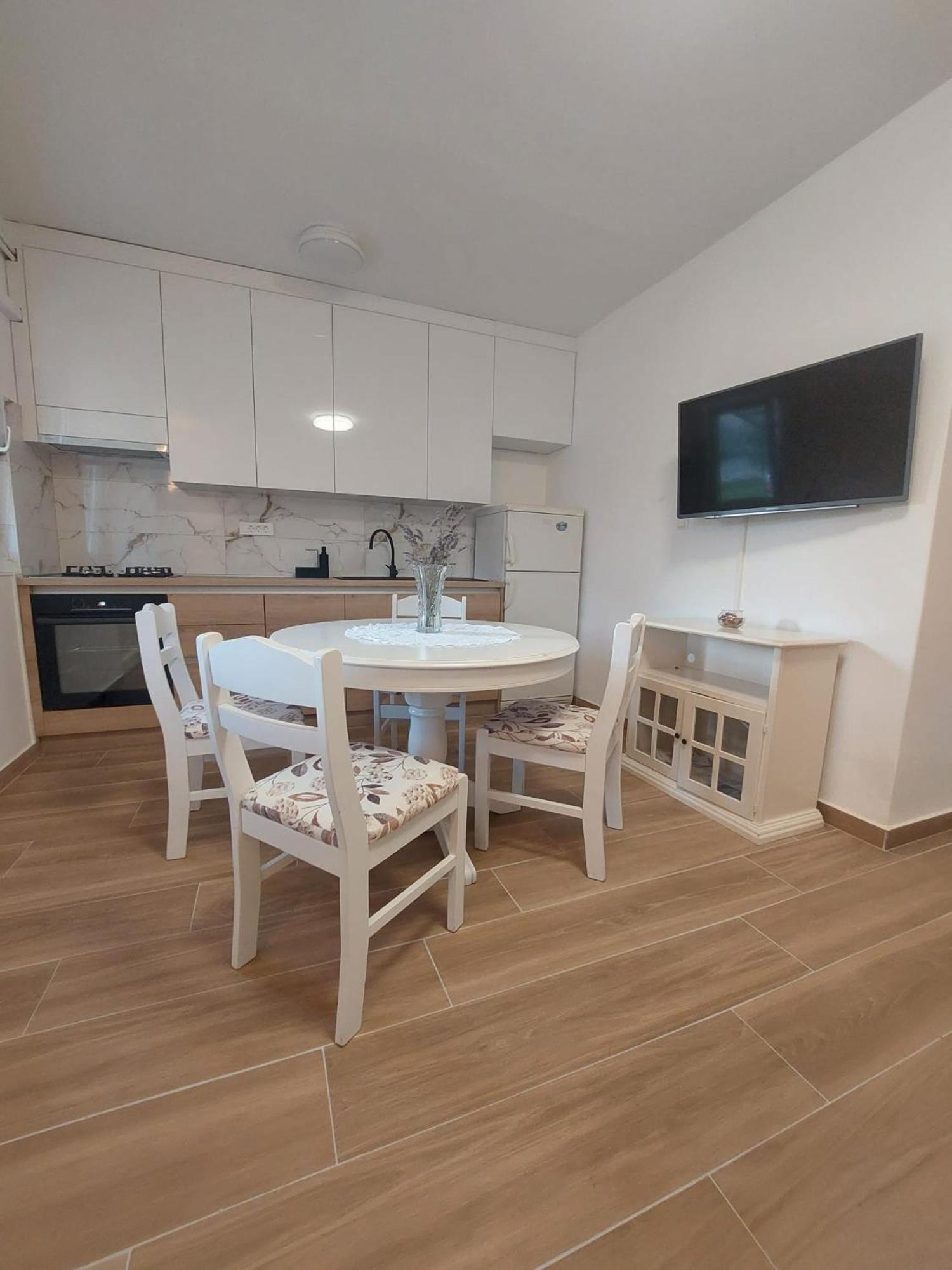 Holiday Apartment Водице Экстерьер фото